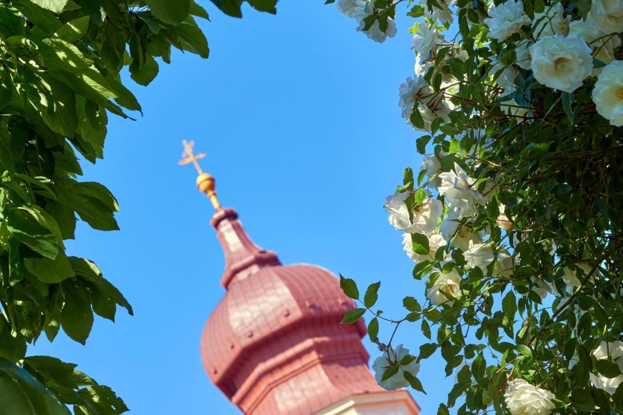 Gaestehaus Benediktinerstift Goettweig - Bed & Breakfast Monastery Bed & Breakfast Furth bei Gottweig Bagian luar foto